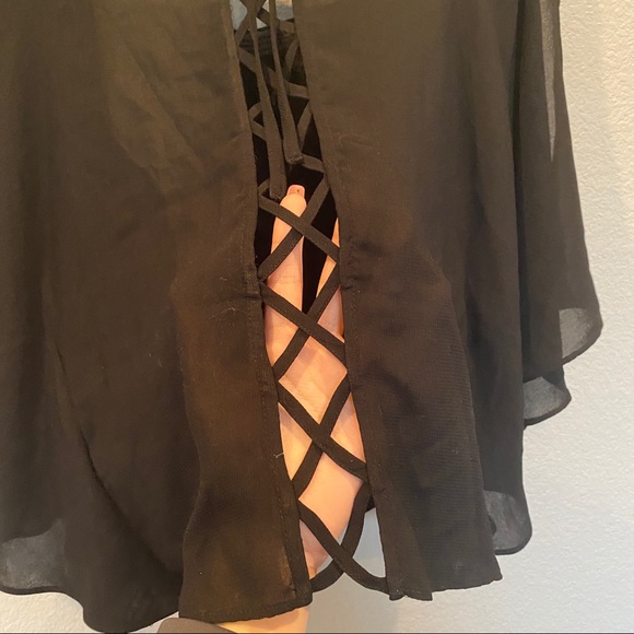 Bebe lace-up back sheer beaded flowy top - Picture 3 of 4